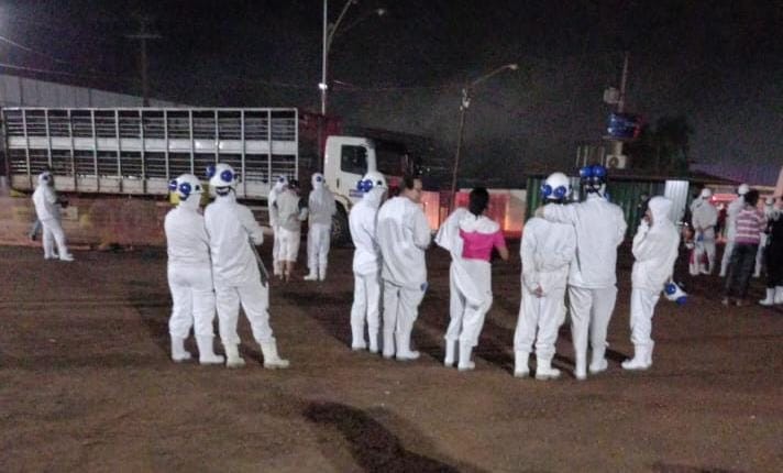 Amônia vaza em frigorífico e deixa 15 trabalhadores feridos em cidade de MS