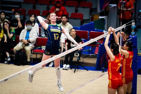 Em jogo disputado, seleção feminina é superada pela China na Liga das Nações