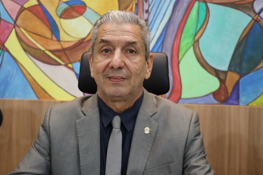 Candinho Gabínio propõe criação do 'Cinturão do Transporte Educacional'