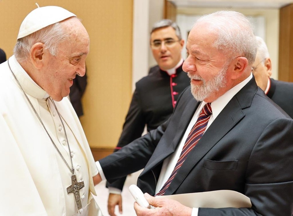 Lula e papa Francisco se encontram no Vaticano