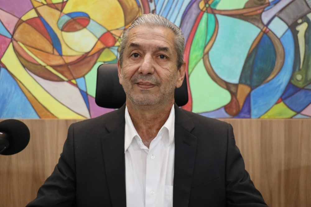 Candinho Gabínio quer passarela elevada em frente às escolas Calvoso e Ramiro Noronha
