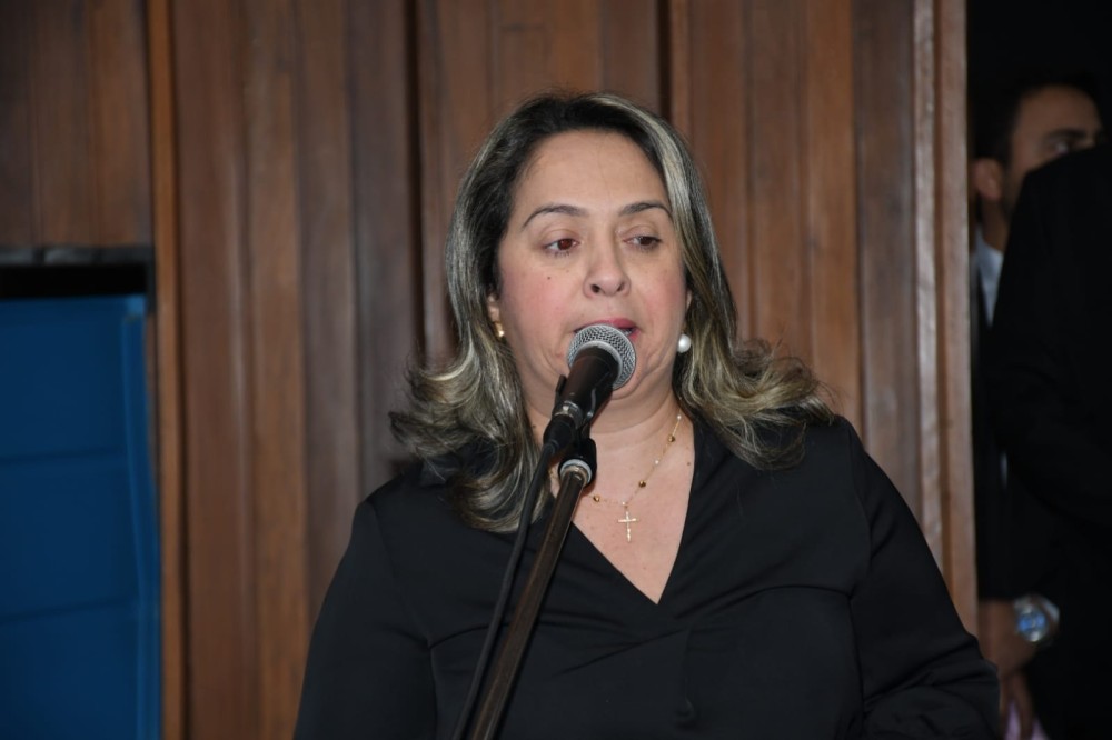 Lia Nogueira pede esclarecimentos sobre obras do Empreendimento Erny Vieira da Rocha em Dourados