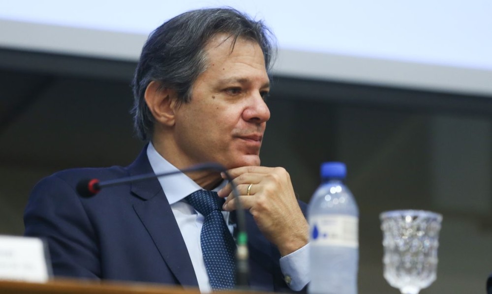 'Muito ruim': Copom contrata problemas ao não indicar queda dos juros, avalia Haddad