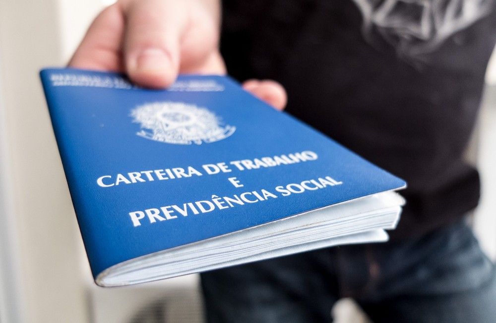Semana começa com 3.913 oportunidades de emprego no Estado
