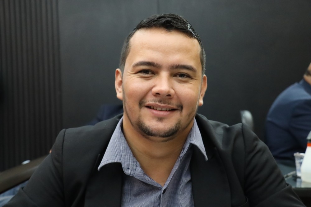 Edinho Quintana solicita melhorias para os bairros Residencial I e Boa Vista