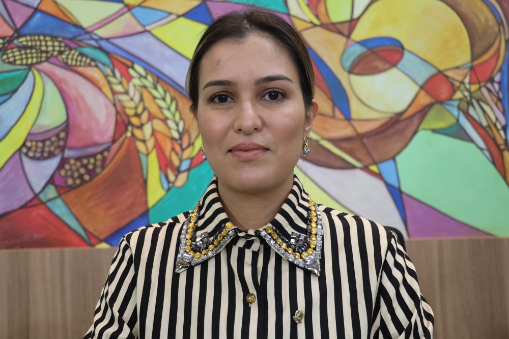 Kamila Alvarenga assume interinamente Presidência da Câmara Municipal