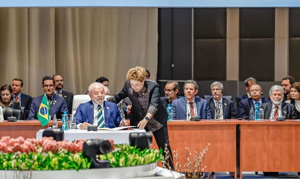 Lula volta a defendar moeda única durante Cúpula do Brics