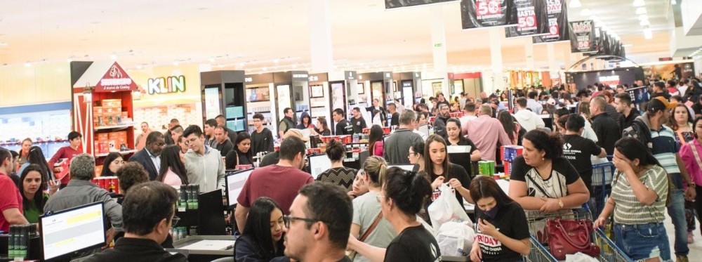 Black Friday deve atrair mais de 40 mil turistas para a fronteira