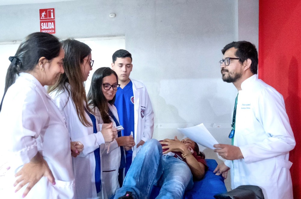 Universidade Central continua com matrículas abertas no Paraguai