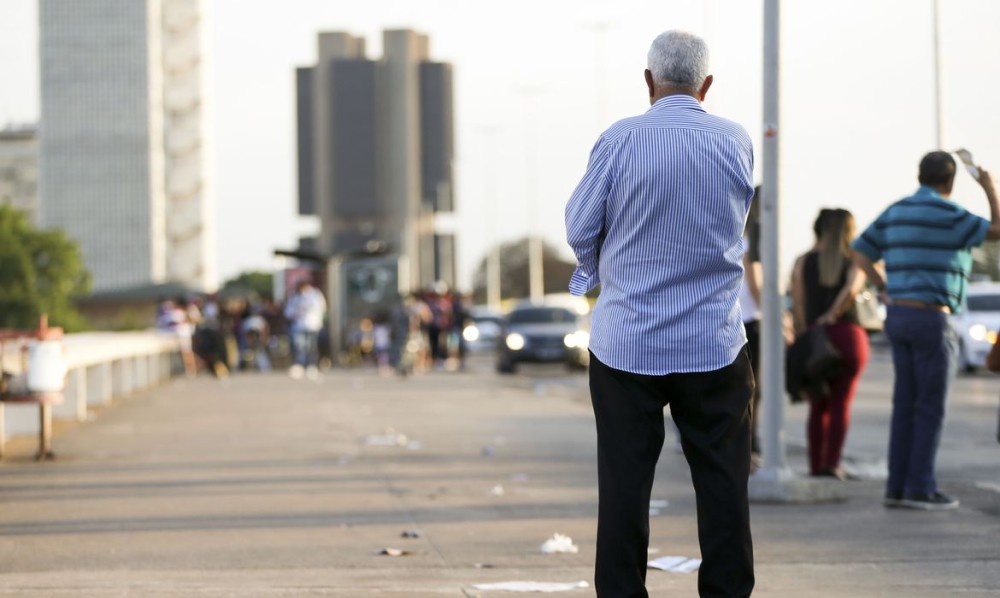 População brasileira com 65 anos ou mais cresceu quase 60% em 12 anos