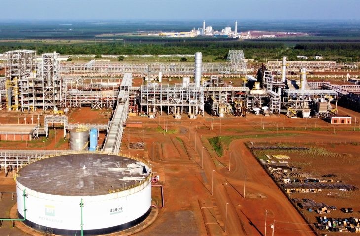 Petrobras avança na retomada das obras da fábrica de fertilizantes em MS