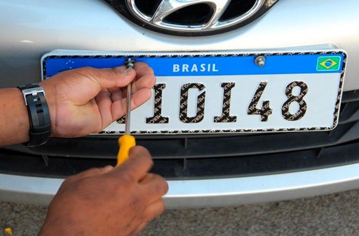 Emplacamento de veículos supera média nacional e registra alta de 14% em MS