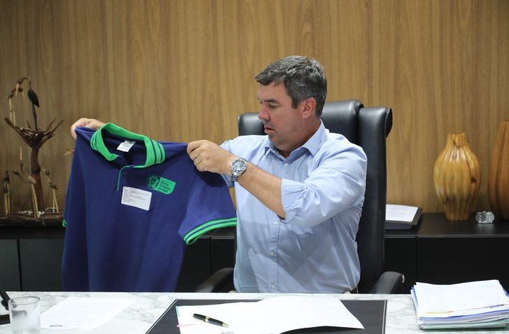 Você viu? Governo anuncia novos uniformes para alunos e administrativos da Rede Estadual