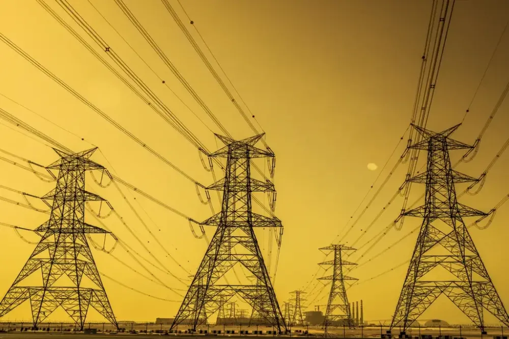 Conta de luz deve ficar 5,6% mais cara em 2024, projeta a Aneel