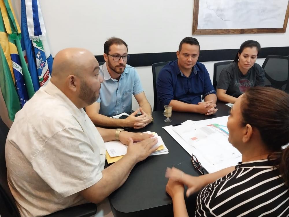 Vereadores entregam reivindicações ao senador Nelsinho Trad no próximo final de semana