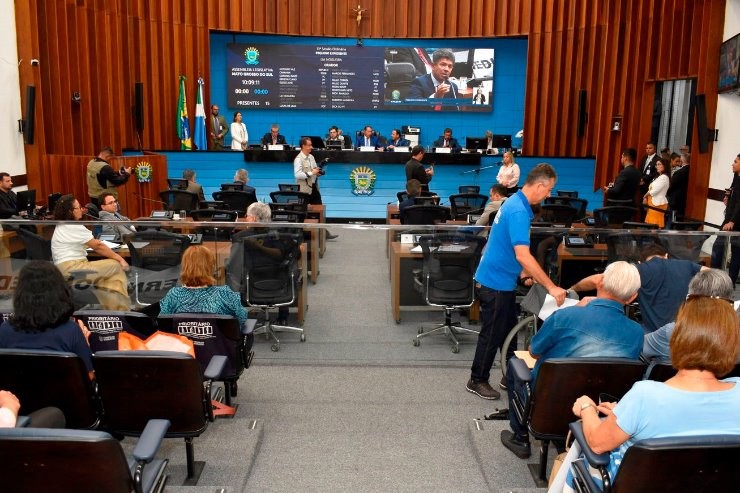 Ordem do Dia: Deputados aprovam a criação do Estatuto da Mulher Parlamentar