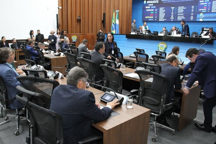 Projetos em defesa das mulheres são votados em redação final na Alems