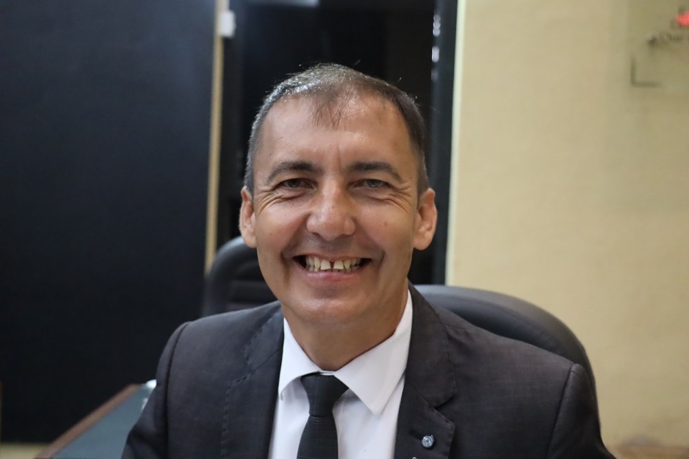 Edevaldo Mattoso pede faixas elevadas no Universitário e Residencial Ponta Porã I