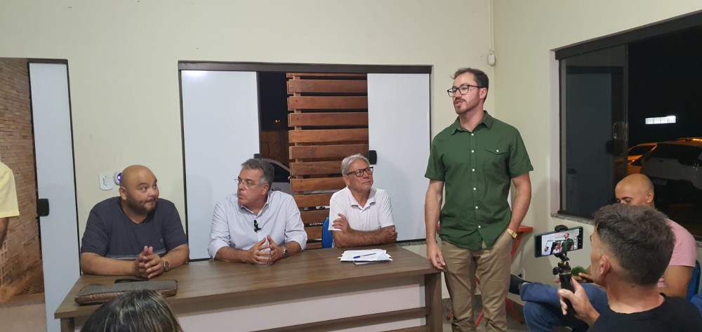 Eduardo Campo é recebido no Clube de Imprensa de Ponta Porã