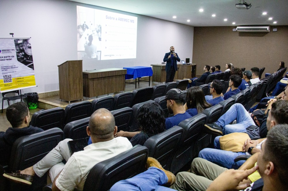 Semana Acadêmica de Engenharia Mecânica da UNIGRAN debate o desenvolvimento industrial