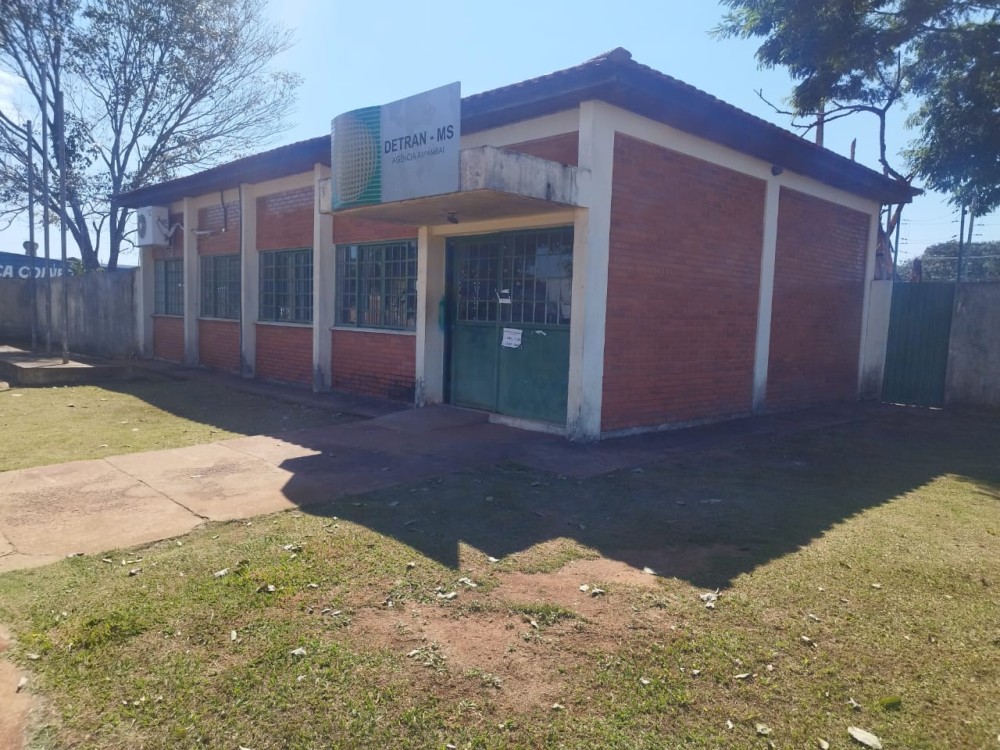 Lia Nogueira pede reforma e modernização do Detran de Amambai