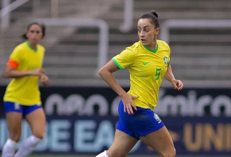 Luana, jogadora da seleção, é diagnosticada com Linfoma de Hodgkin