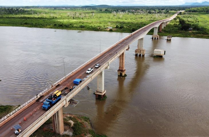 Ponte sobre rio Paraguai passa por 2ª etapa de concretagem e ficará interditada