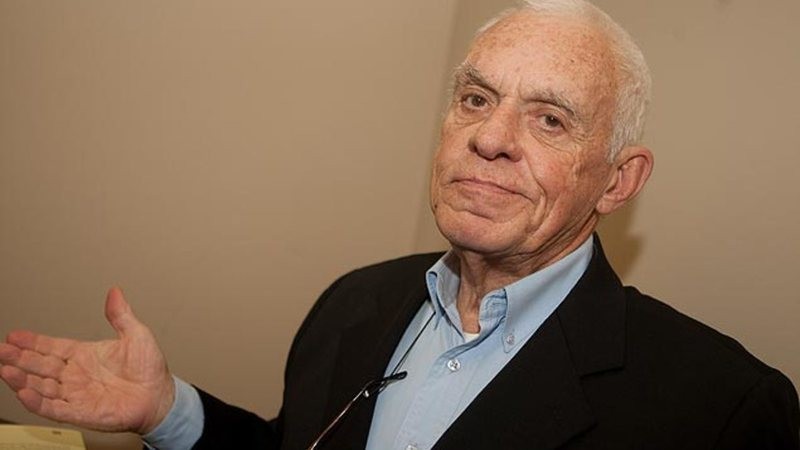 Narrador esportivo Silvio Luiz morre aos 89 anos em São Paulo