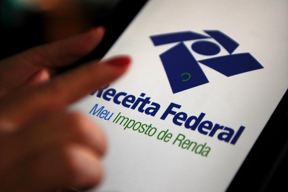 Receita Federal paga restituição do IR para 198 mil contribuintes