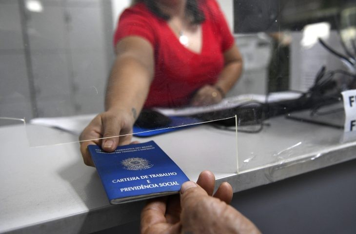 Precisando trabalhar? Funtrab oferece mais de 4,4 mil vagas de emprego em MS