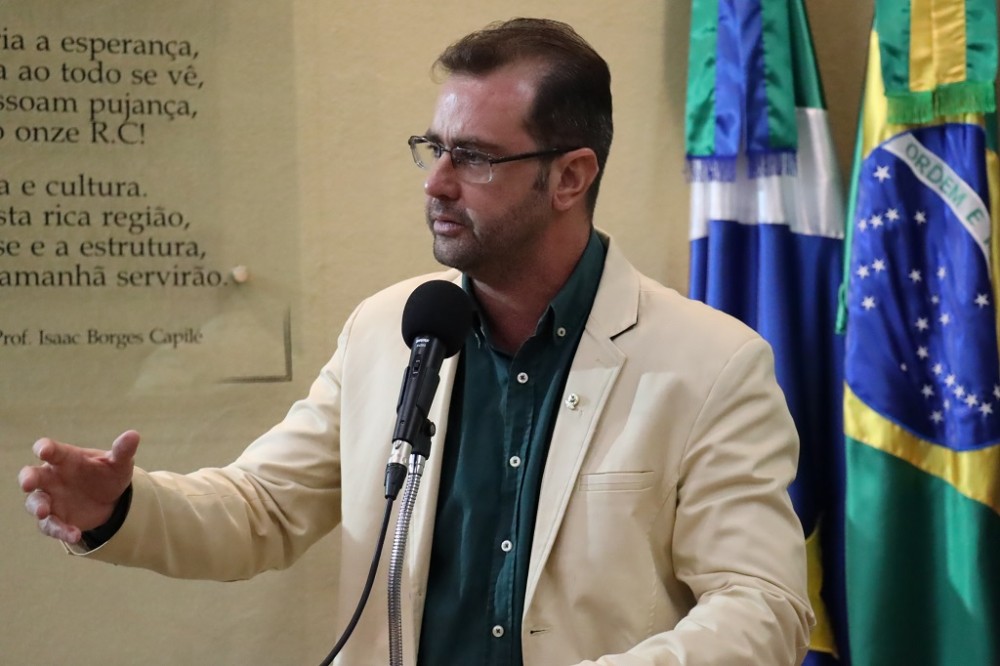 Thiago Vedana reivindica aumento de contingente de bombeiros em Ponta Porã