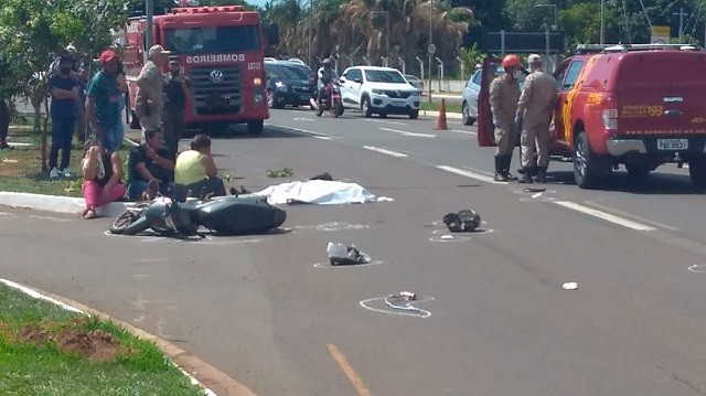 Militar da Aeronáutica morre atropelado por caminhão na capital