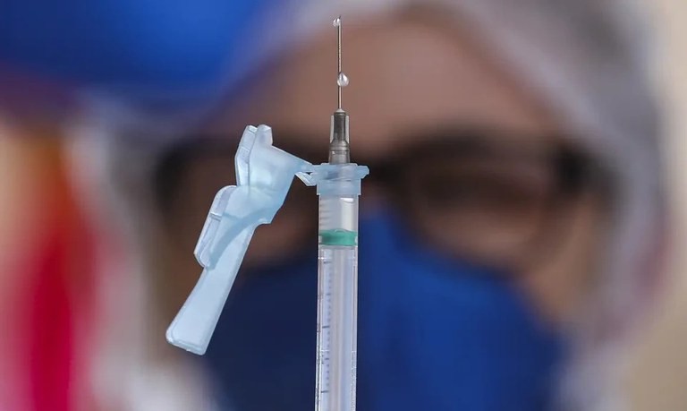 Vacina brasileira contra a mpox está próxima dos testes em humanos