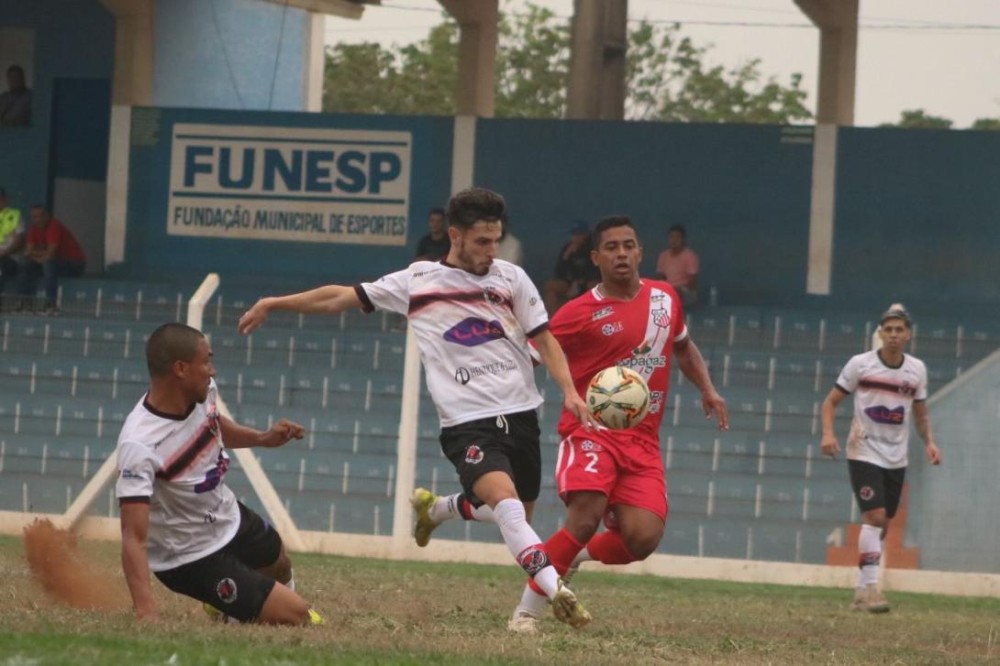 Águia Negra vence o Comercial e lidera o Estadua B de futebol