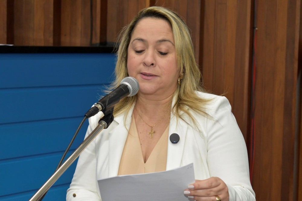 Lia Nogueira solicita reforço de pediatras em Nova Andradina