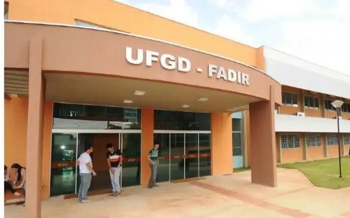 Sem cumprimento de acordo, técnicos da UFGD aderem à paralisação nacional