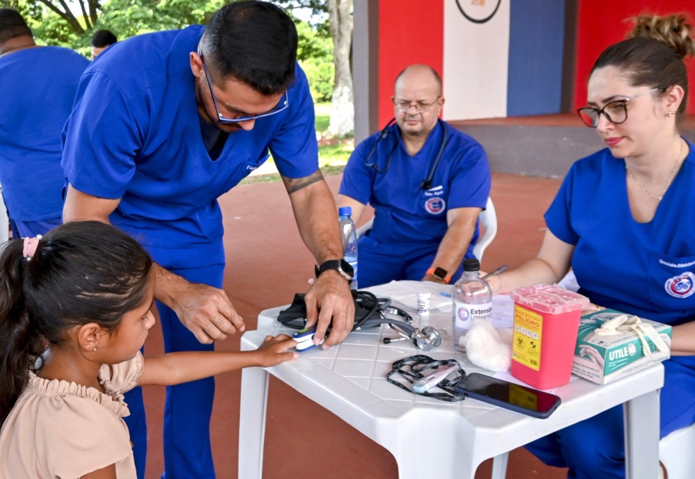 Clínicas da UCP mantêm função social e ampliam atenção médica  