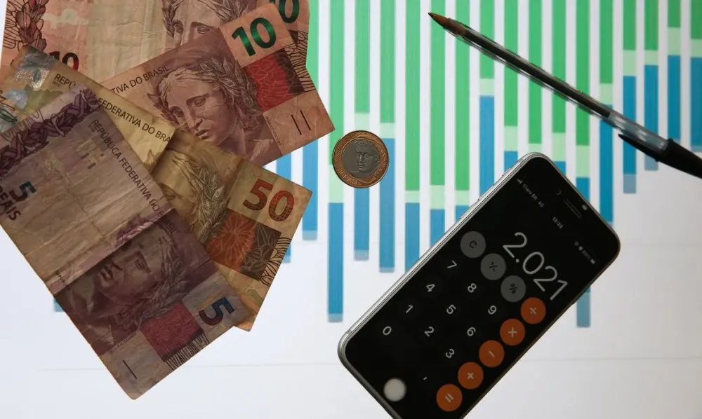 Previsão de alta do PIB de 2024 sobe de 3,08% para 3,10% no Focus do BC