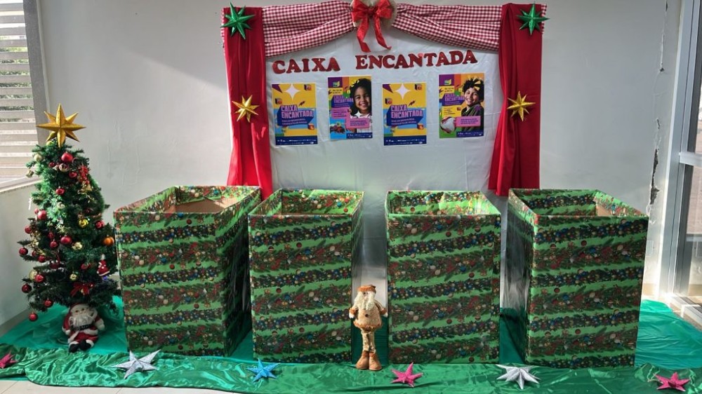 Escolas estaduais arrecadam brinquedos para a campanha Caixa Encantada