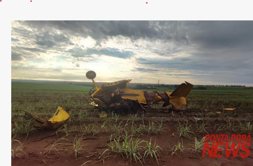 Piloto morre em queda de avião agrícola em Goiás