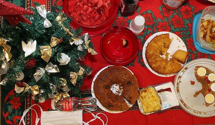 O dilema e os riscos de comemorar as festas de fim de ano na pandemia
