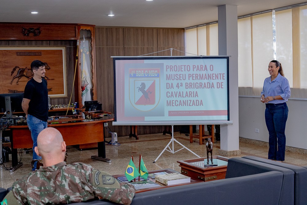 Acadêmicos de Arquitetura e Urbanismo da UNIGRAN desenvolvem projeto de museu permanente para a 4ª Brigada de Cavalaria