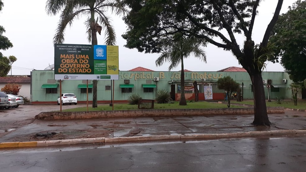 Criança morre após se afogar em caixa d'água