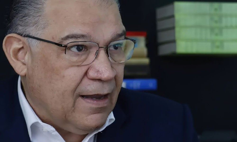 Antes de posse, Venezuela tem prisão de opositor acusado de golpe