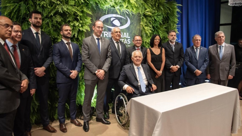 Flávio Kayatt assume presidência do TCE-MS 