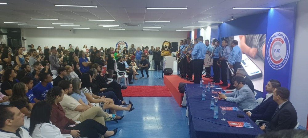 Mais de 1,2 mil alunos começam cursar Medicina na UCP em Pedro Juan Caballero