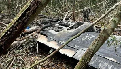 FAB abate avião com drogas na Amazônia; dois morrem na ação