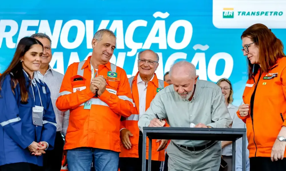 Lula defende fortalecimento da indústria naval brasileira