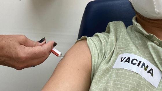 Estado compra 1,7 milhão de doses da Coronavac