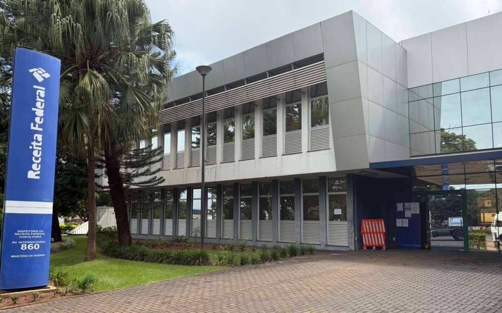 Receita Federal reduz o fluxo de caminhões durante o horário comercial na unidade de Ponta Porã